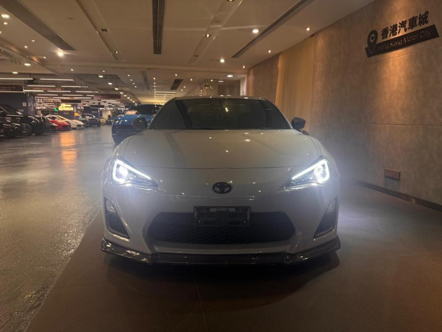 86 GT - Image 3